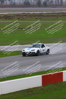 media/Jan-14-2023-CalClub SCCA (Sat) [[d2757389b8]]/Group 1/Qualifying (Front Straight)/